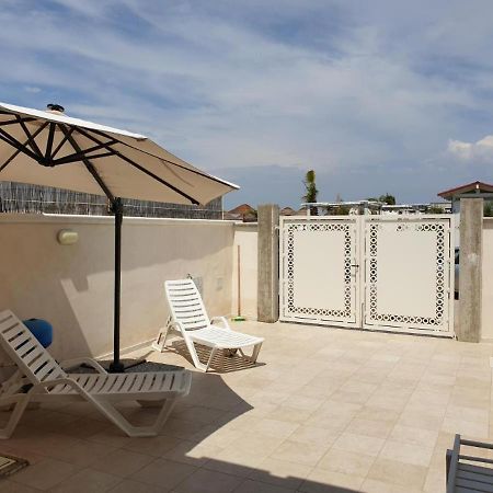Casa In Spiaggia, Wi-Fi, Fino A Sette Ospiti 토레 라필로 외부 사진