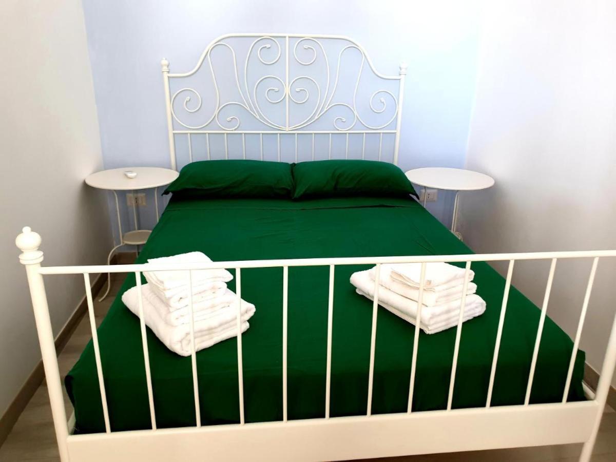 Casa In Spiaggia, Wi-Fi, Fino A Sette Ospiti 토레 라필로 외부 사진